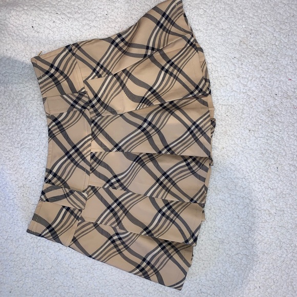 I AM GIA SKIRT - Picture 2 of 2